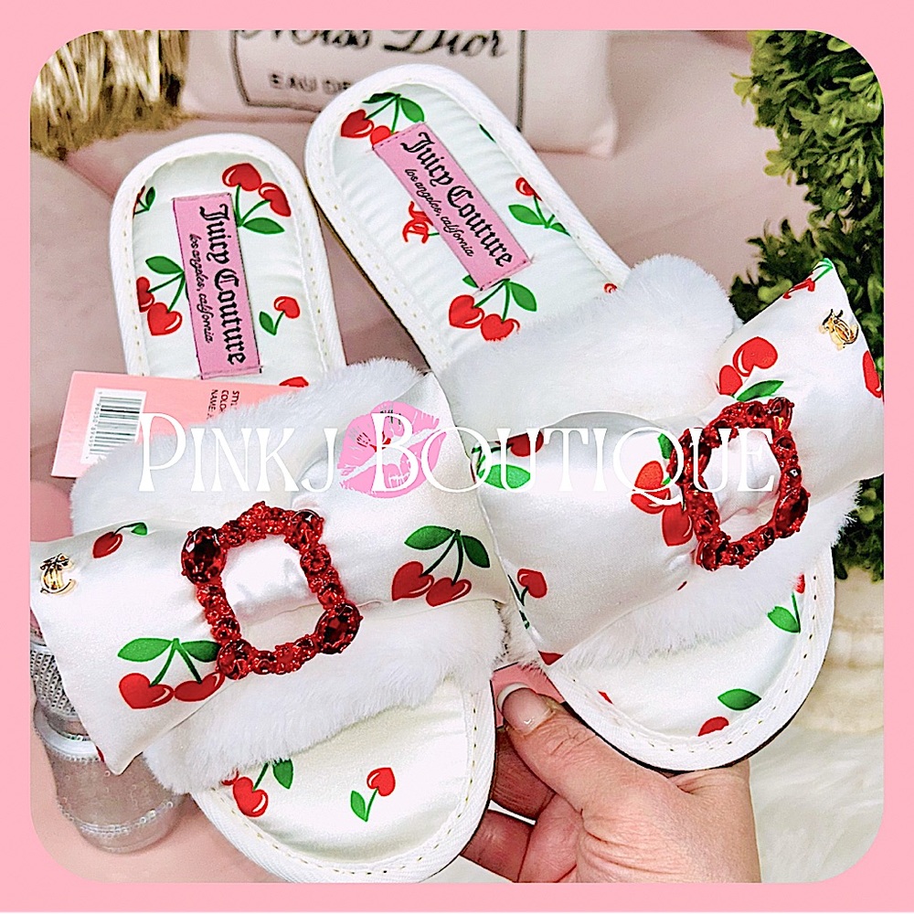 💗🍒{Juicy Couture} Beautiful Cherry Print {JC Gailee} Bling Slippers | Slides!